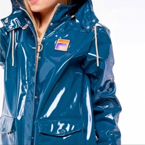 Rare Filla X UO Exclusive Rubber Rain Jacket - Picture 5 of 6